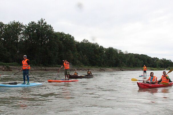 Plättenfahrt mit Paddlern Salzach-Kundgebung 2021