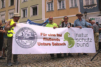Seit 1987 setzt sich die Aktionsgemeinschaft Lebensraum Salzach (ALS) für eine frei fließende Salzach ein. Foto: BN Bund Naturschutz unterstützt die Aktionsgemeinschaft Lebensraum Salzach (ALS) für eine frei fließende Salzach. Foto: BN
