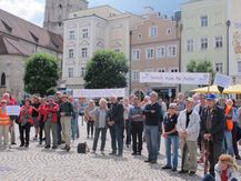 Bund Naturschutz bei der Kundgebung in Burghausen für eine frei fließende Untere Salzach Foto: BN