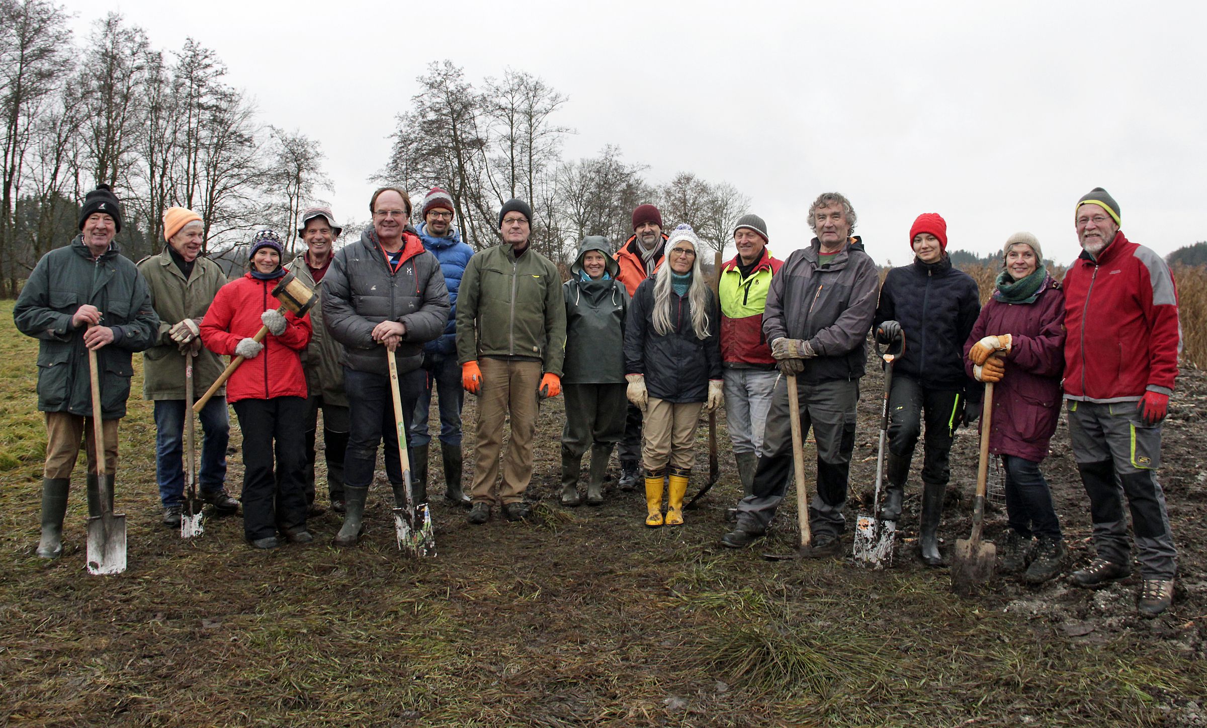 Foto: C. Lahr - Gruppenbild Pflanzaktion Ischler Ache Gruppenbild Pflanzaktion Ischler Ache