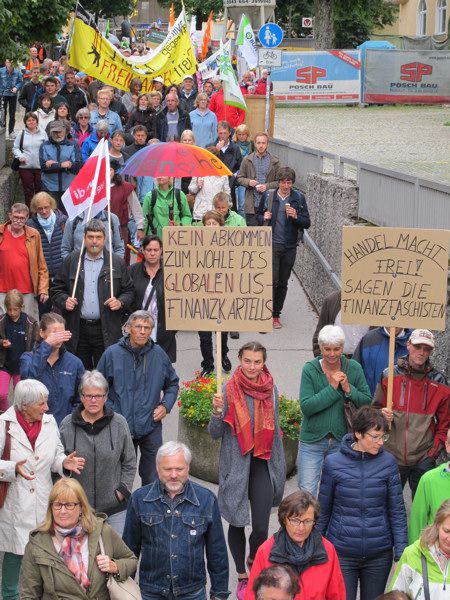 BUND Naturschutz Traunstein - Demo gegen CETA